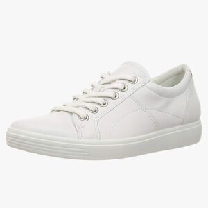 Ecco Soft Classic Lace Sneaker in White EU 38 Size 7 7.5